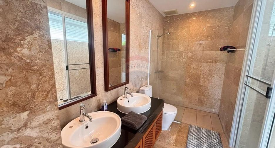 For sale 3 bedrooms villa in Ko Samui, Surat Thani