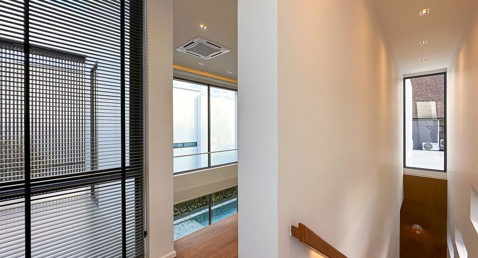 For sale 3 bedrooms villa in Mueang Chiang Mai, Chiang Mai