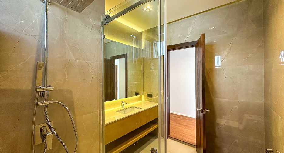 For sale 3 bedrooms villa in Mueang Chiang Mai, Chiang Mai