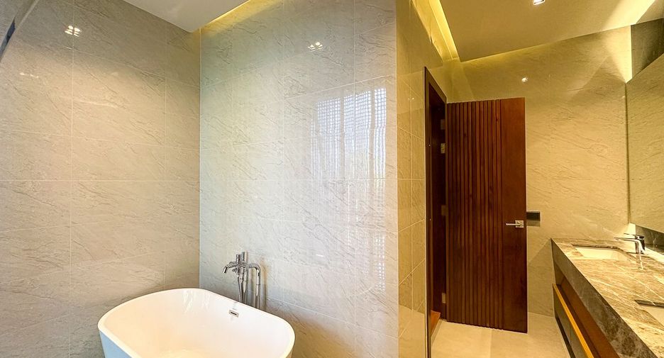 For sale 3 bedrooms villa in Mueang Chiang Mai, Chiang Mai