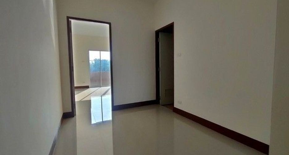 For sale 1 Beds retail Space in Samoeng, Chiang Mai
