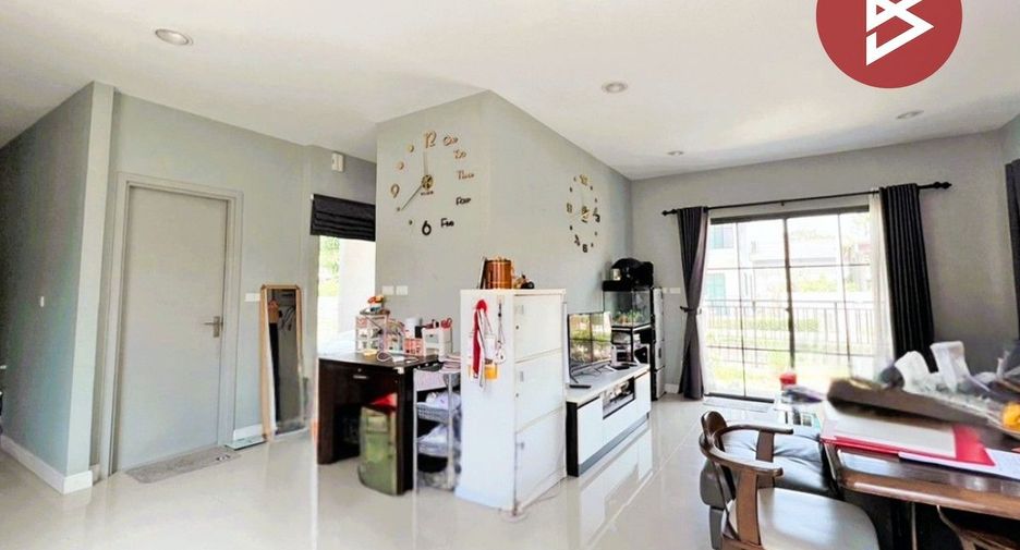 For sale 3 bedrooms house in Ban Pho, Chachoengsao