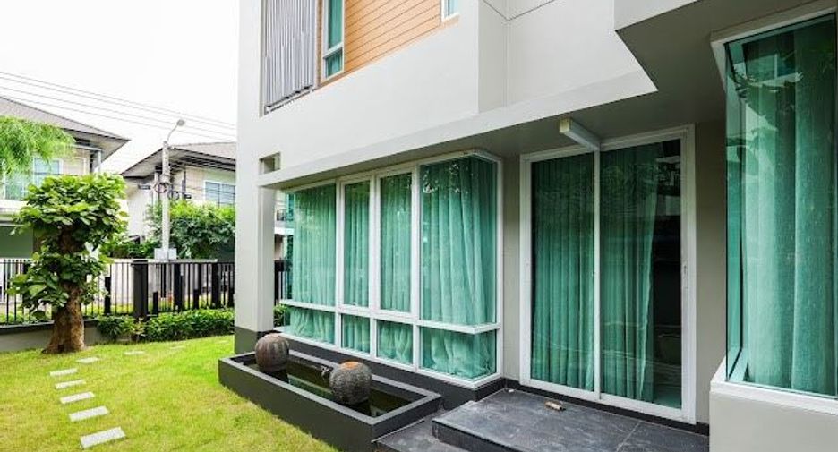 For sale 6 bedrooms house in Khan Na Yao, Bangkok