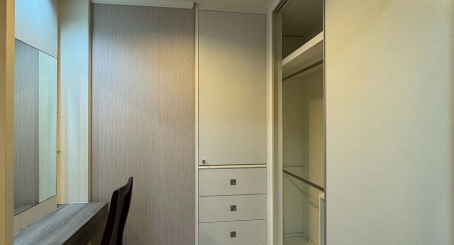 For rent 2 bedrooms condo in Pak Kret, Nonthaburi