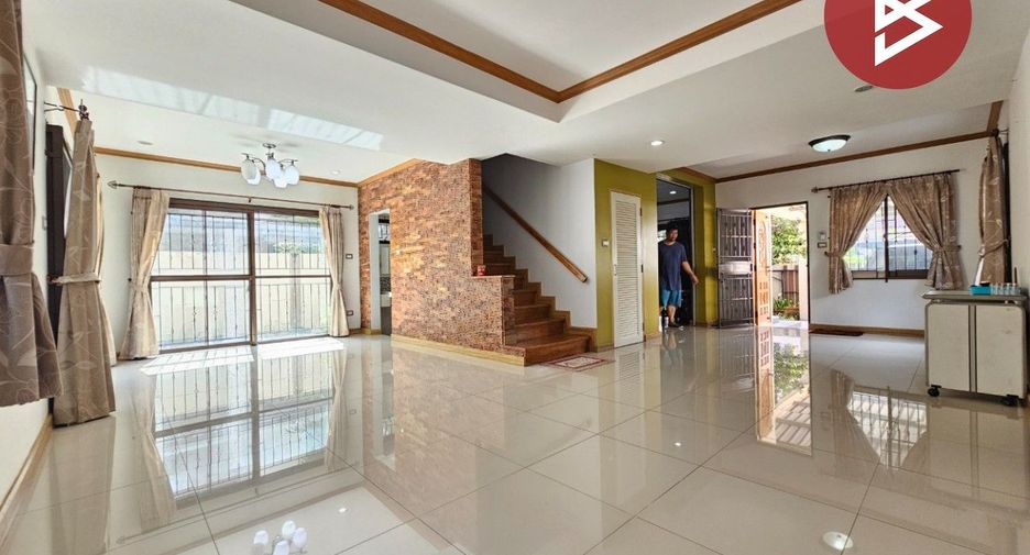 À vendre studio maison à Mueang Chon Buri, Chonburi
