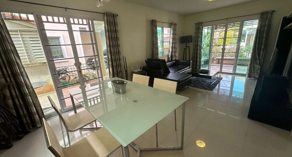 For rent 3 bedrooms house in Mueang Chiang Mai, Chiang Mai