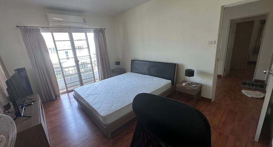 For rent 3 bedrooms house in Mueang Chiang Mai, Chiang Mai
