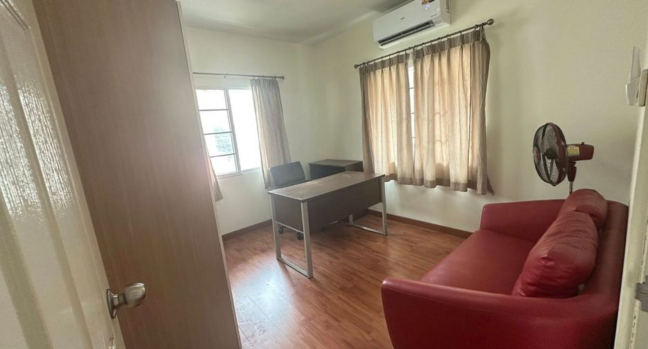 For rent 3 bedrooms house in Mueang Chiang Mai, Chiang Mai