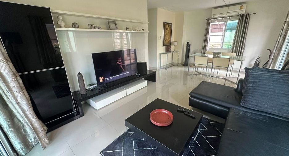 For rent 3 bedrooms house in Mueang Chiang Mai, Chiang Mai