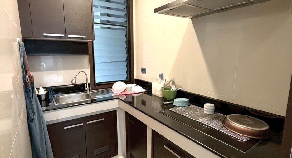 Reihenhaus zum Kauf mit 4 Zimmer in Watthana, Bangkok