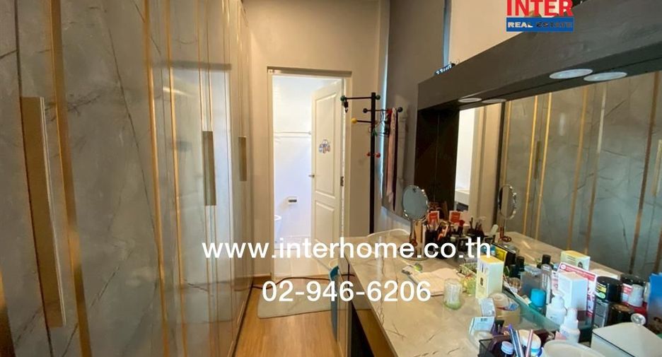 À vendre 4 chambres maison à Phra Samut Chedi, Samut Prakan