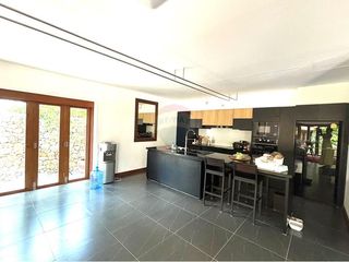 For sale 3 bedrooms villa in Ko Samui, Surat Thani