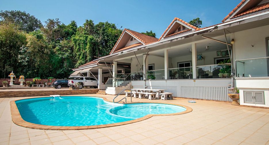 Casa en venta de 4 habitaciones en Klaeng, Rayong