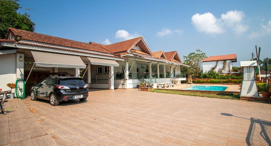 Casa en venta de 4 habitaciones en Klaeng, Rayong