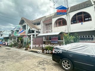 For sale 3 bedrooms retail Space in Bangkok Noi, Bangkok