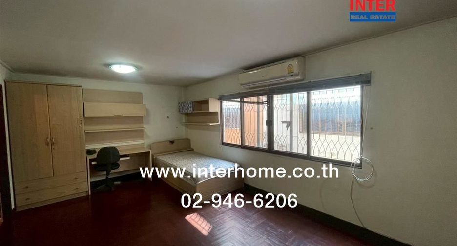 For sale 4 bedrooms townhouse in Bang Bon, Bangkok