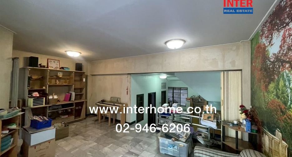 For sale 4 bedrooms townhouse in Bang Bon, Bangkok
