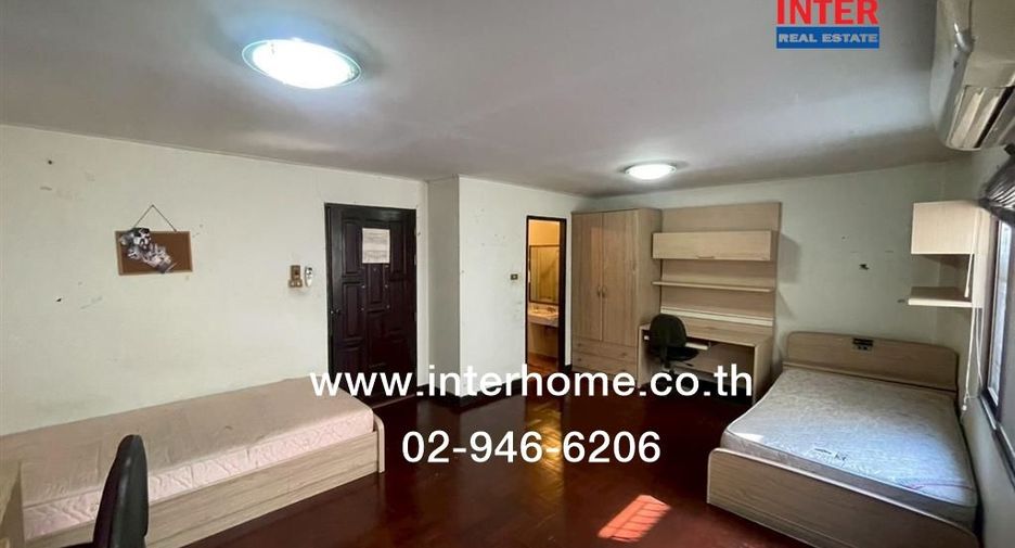For sale 4 bedrooms townhouse in Bang Bon, Bangkok