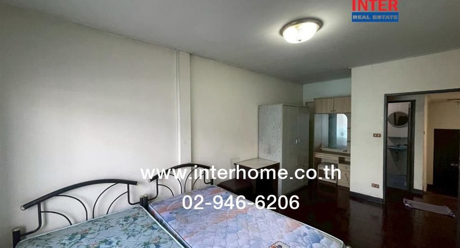 For sale 4 bedrooms townhouse in Bang Bon, Bangkok