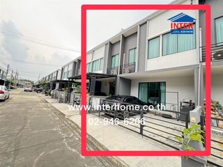 Casa adosada en venta de 3 habitaciones en Mueang Pathum Thani, Pathum Thani