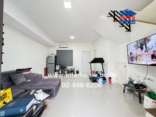 Casa adosada en venta de 3 habitaciones en Mueang Pathum Thani, Pathum Thani