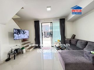Casa adosada en venta de 3 habitaciones en Mueang Pathum Thani, Pathum Thani