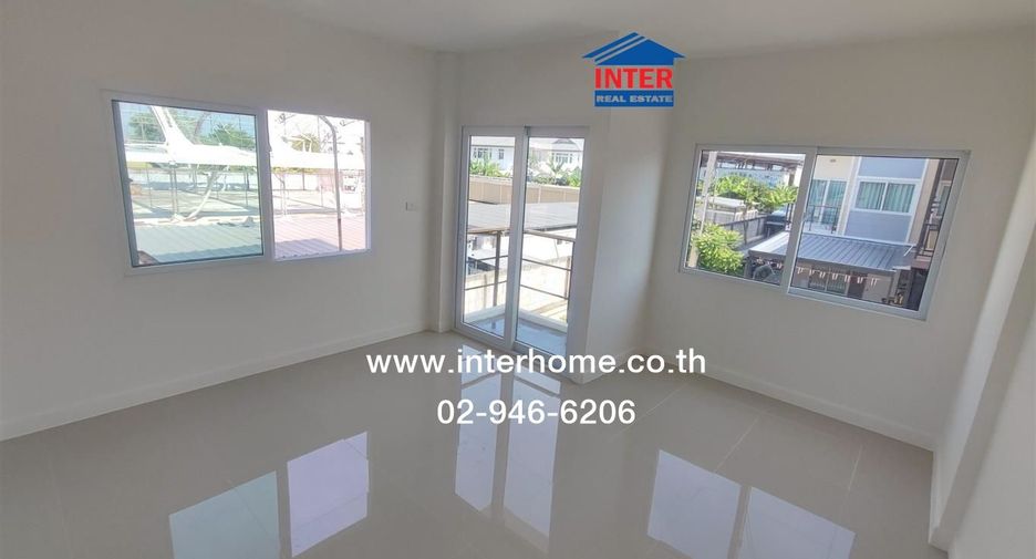 For sale 2 bedrooms townhouse in Lat Lum Kaeo, Pathum Thani