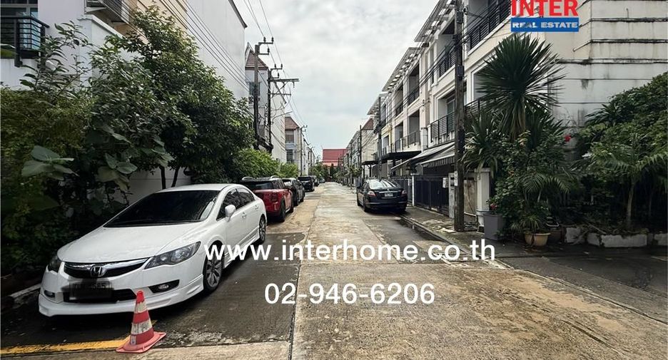出售 3 卧室 联排别墅 在 Suan Luang, 曼谷