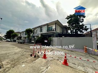 Casa en venta de 3 habitaciones en Bang Khen, Bangkok