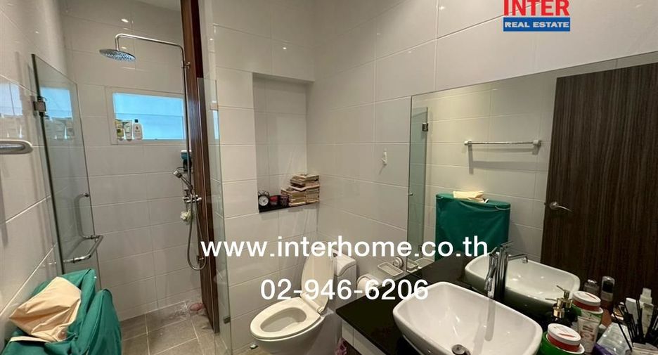 For sale 3 bedrooms house in Bang Khen, Bangkok