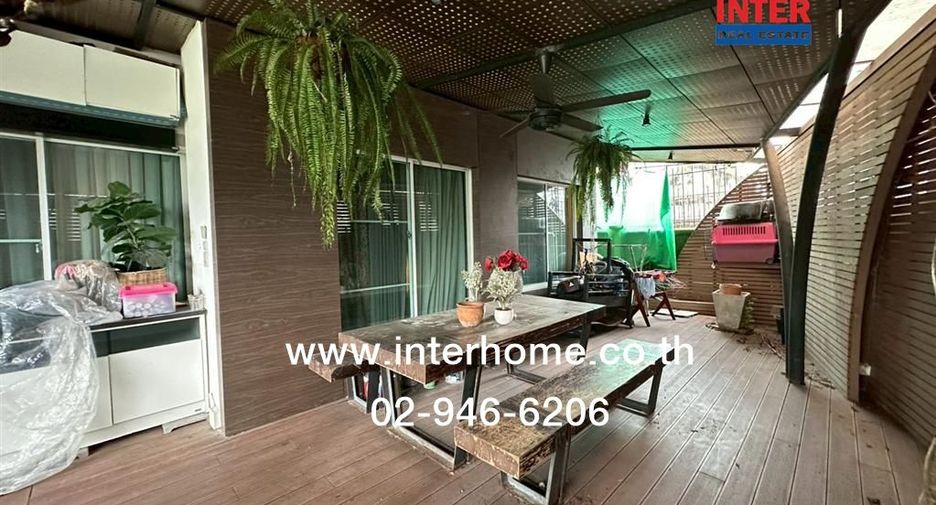For sale 3 bedrooms house in Bang Khen, Bangkok