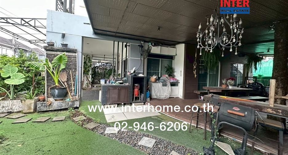 For sale 3 bedrooms house in Bang Khen, Bangkok