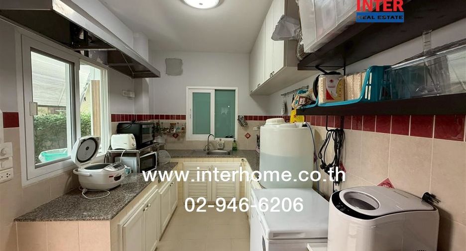Продажа 4 спальни дом в Bang Kruai, Нонтабури