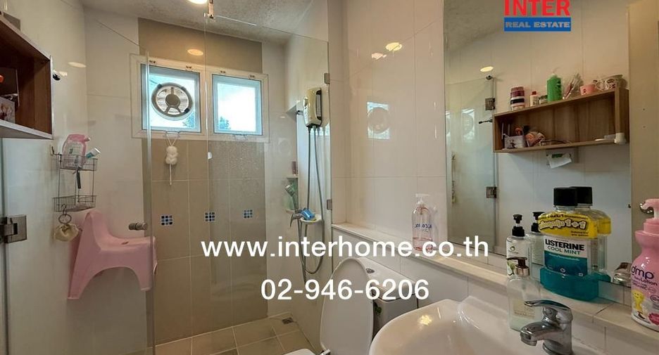 Продажа 4 спальни дом в Bang Kruai, Нонтабури