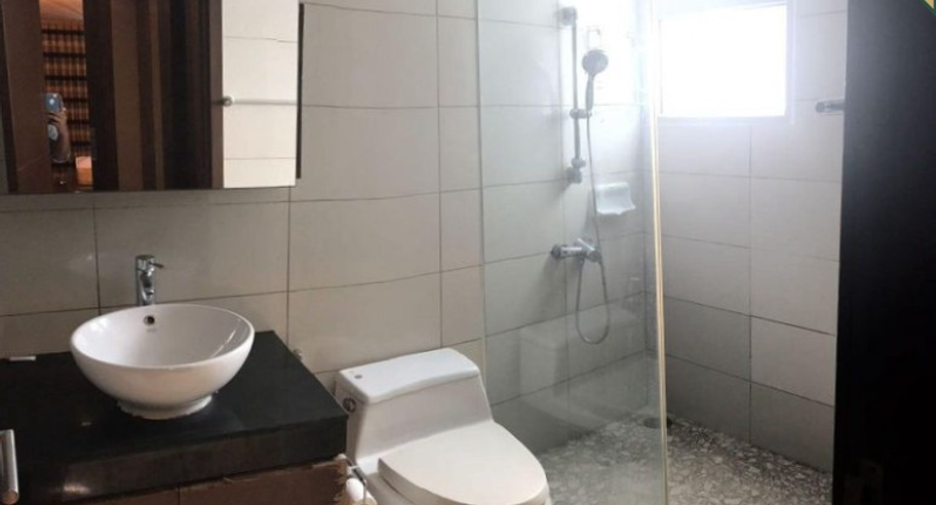 For sale 3 bedrooms condo in Yan Nawa, Bangkok