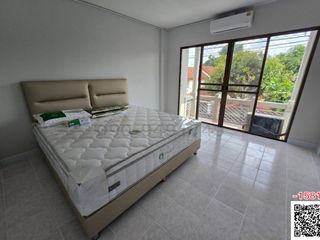 Reihenhaus zur Miete mit 4 Zimmer in Bang Khen, Bangkok