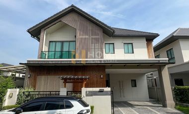 Haus zum Kauf mit 3 Zimmer in Bang Phli, Samut Prakan