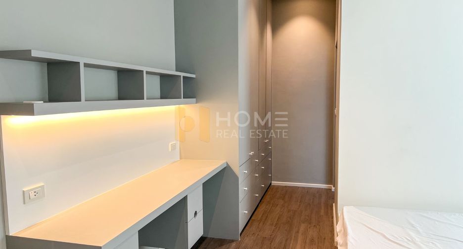 Casa en venta de 3 habitaciones en Bang Phli, Samut Prakan
