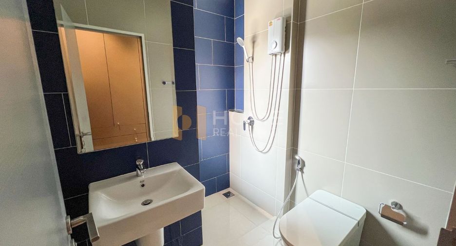 Casa en venta de 3 habitaciones en Bang Phli, Samut Prakan