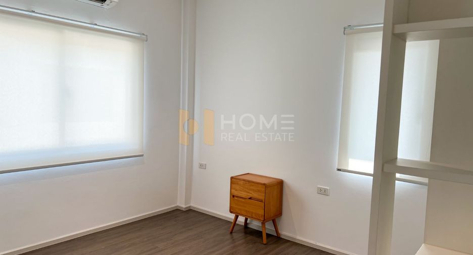 Casa en venta de 3 habitaciones en Bang Phli, Samut Prakan