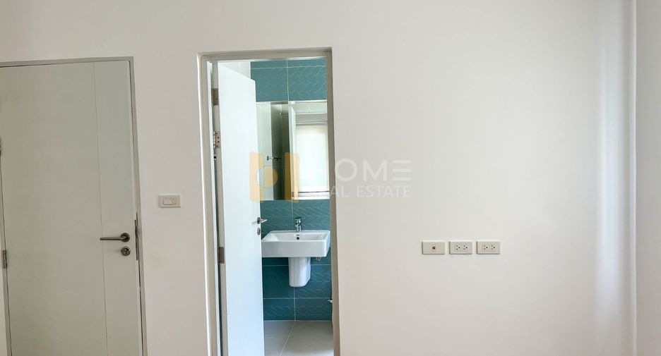Casa en venta de 3 habitaciones en Bang Phli, Samut Prakan