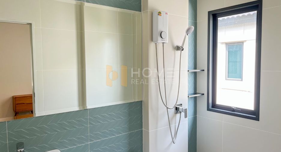 Casa en venta de 3 habitaciones en Bang Phli, Samut Prakan