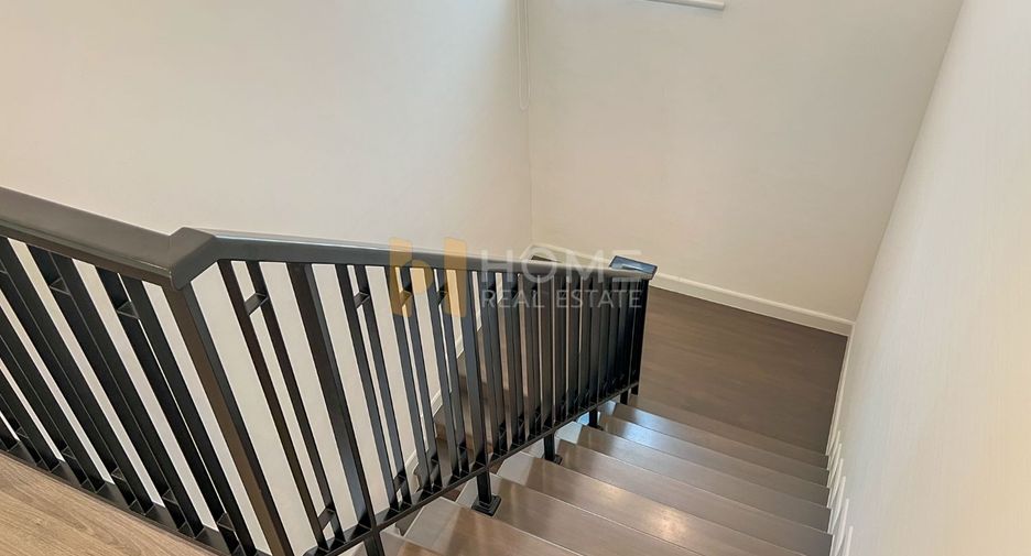 Casa en venta de 3 habitaciones en Bang Phli, Samut Prakan