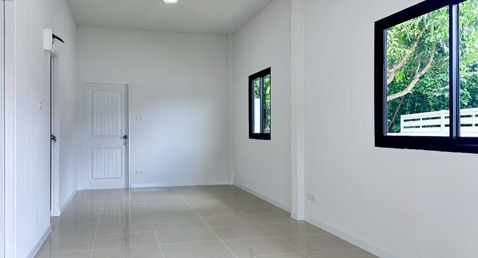 For sale 2 bedrooms house in Saraphi, Chiang Mai