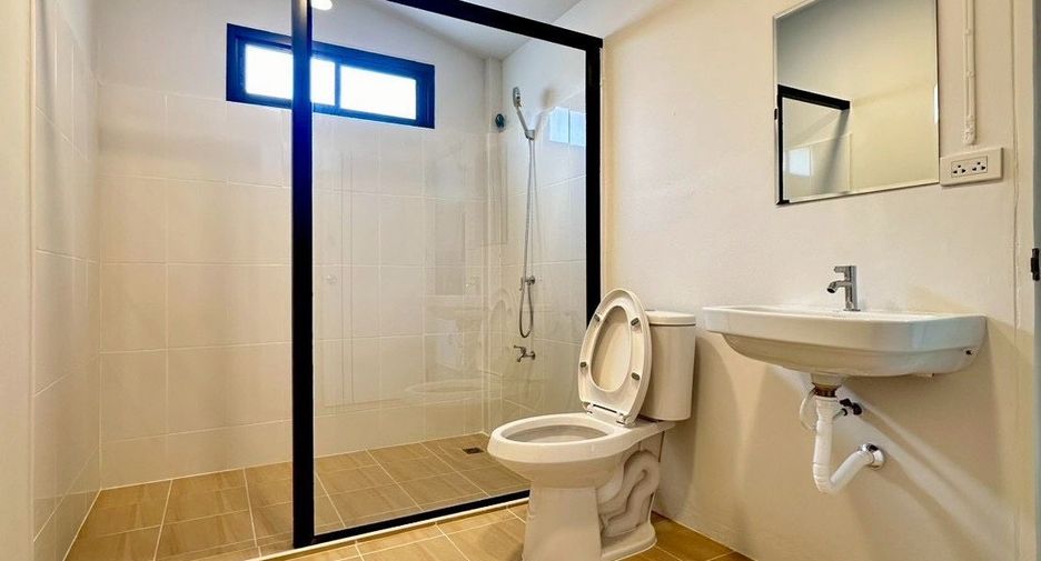 For sale 2 bedrooms house in Saraphi, Chiang Mai