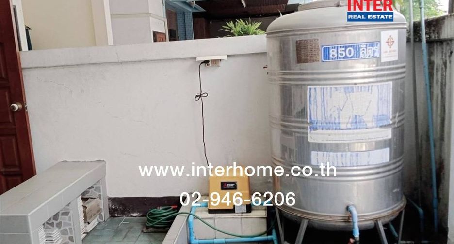 For sale 2 bedrooms townhouse in Prawet, Bangkok
