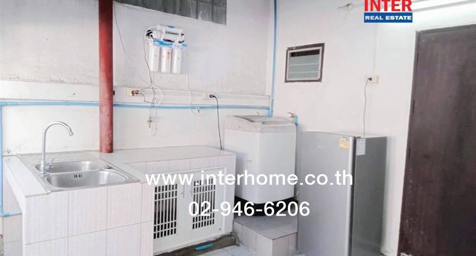 For sale 2 bedrooms townhouse in Prawet, Bangkok