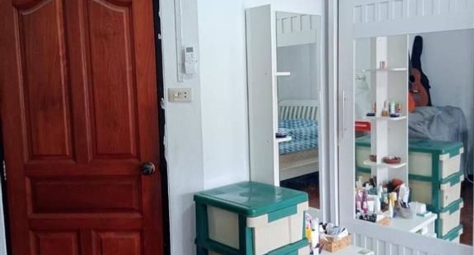 For sale 2 bedrooms townhouse in Prawet, Bangkok