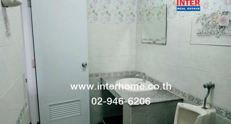 For sale 2 bedrooms townhouse in Prawet, Bangkok