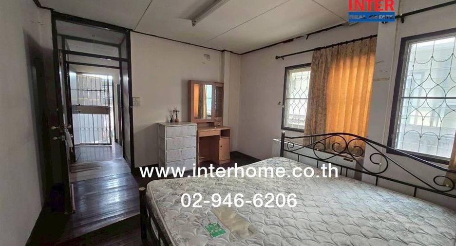 For sale 3 bedrooms house in Mueang Samut Prakan, Samut Prakan